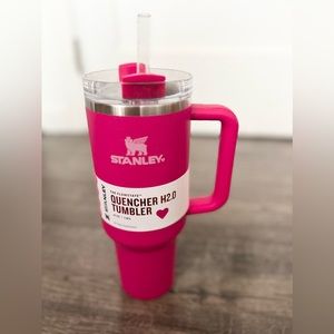 Target Exclusive VALENTINES STANLEY CUP 40oz Quencher Tumbler Cosmo Pink